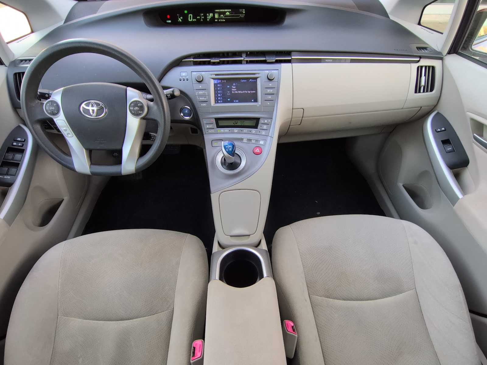 Thumbnail: 2012 Toyota Prius - 11