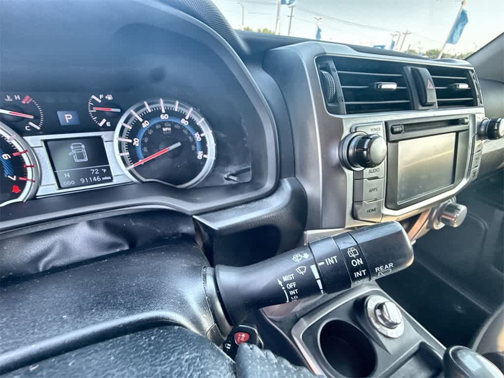 Thumbnail: 2019 Toyota 4Runner - 25