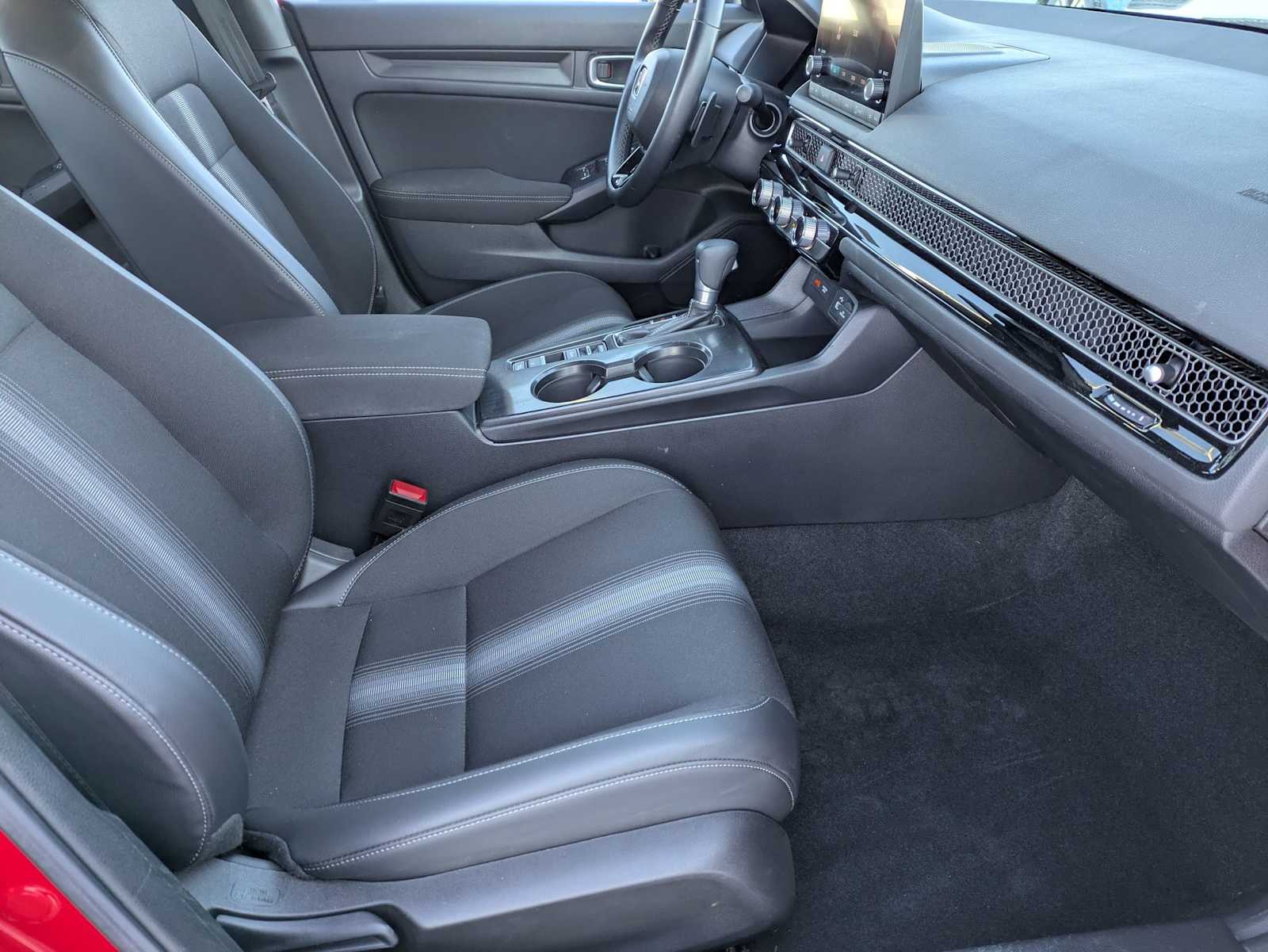 Thumbnail: 2024 Honda Civic - 17