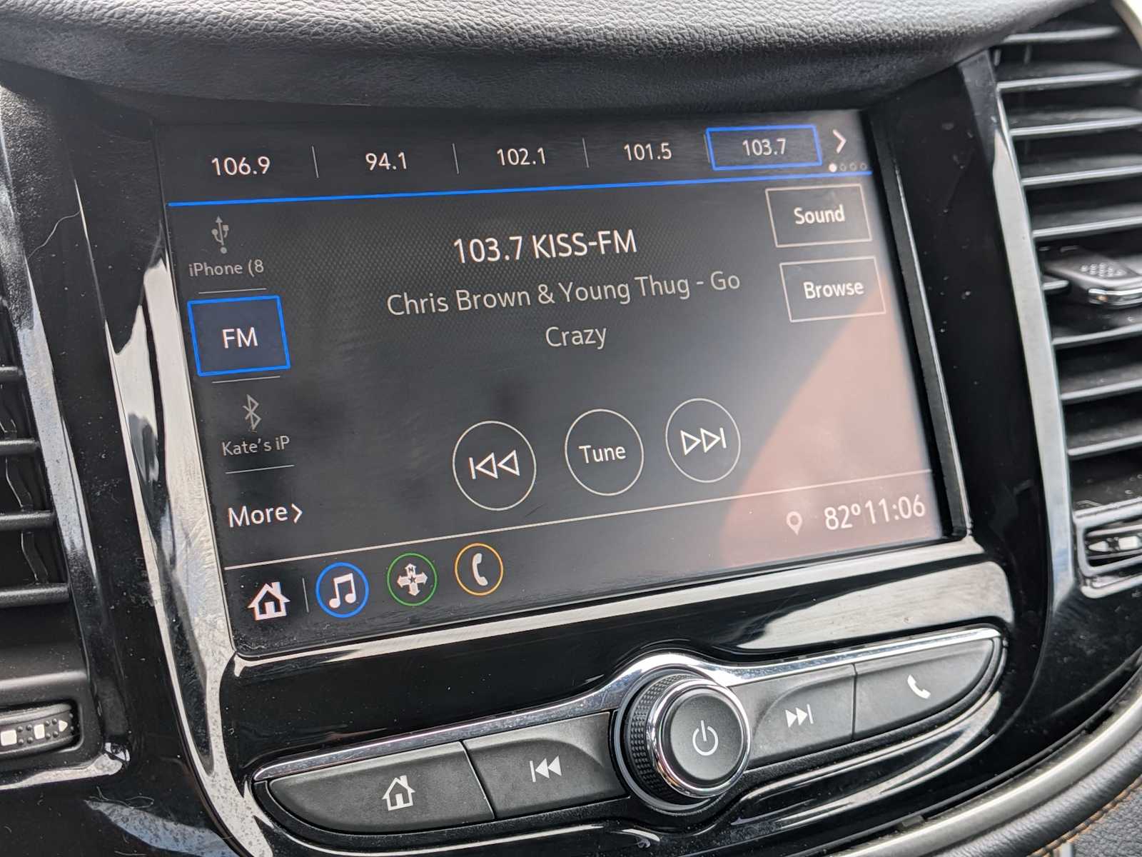 Thumbnail: 2020 Chevrolet Trax - 25