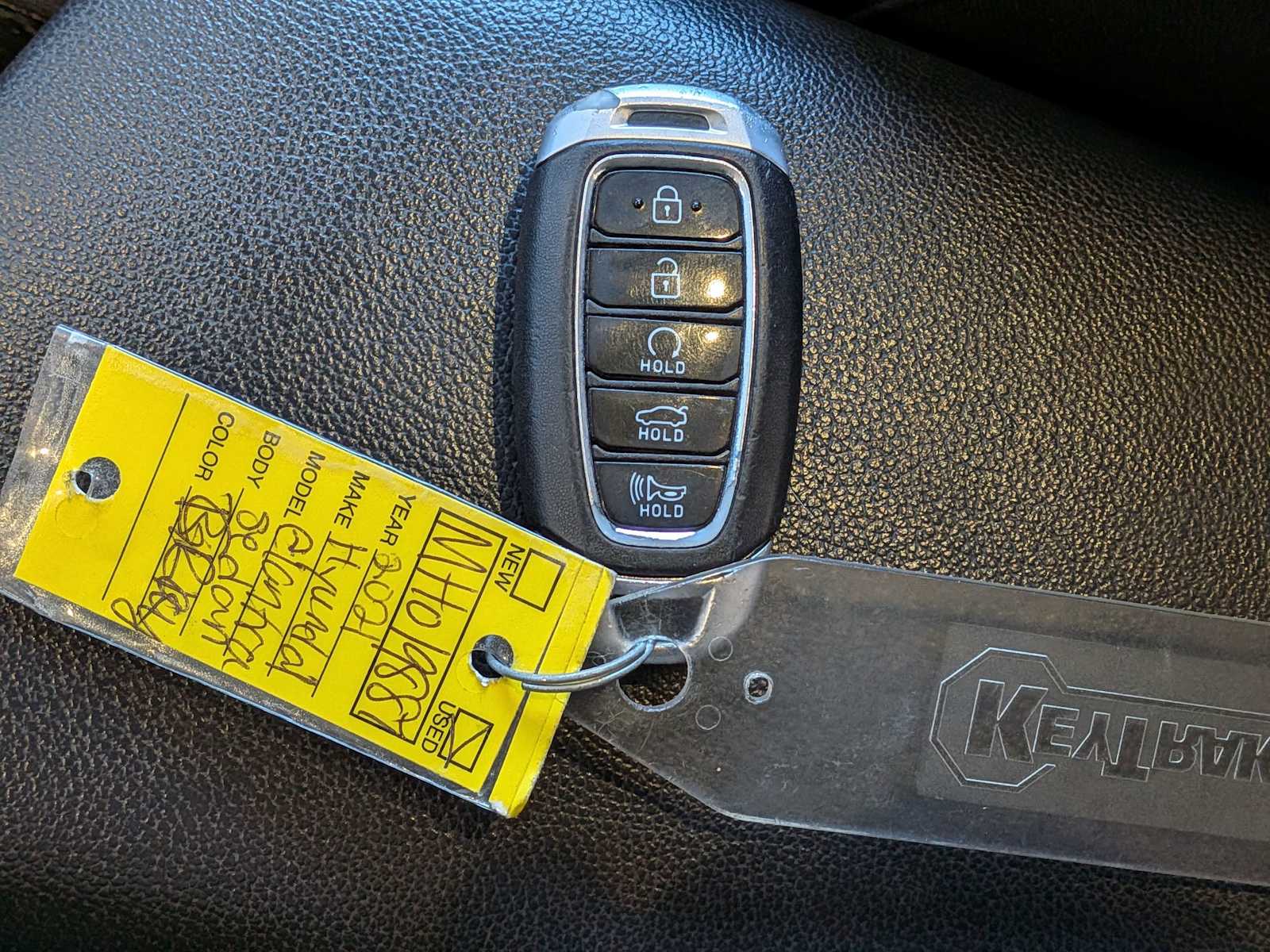 Thumbnail: 2021 Hyundai Elantra - 33