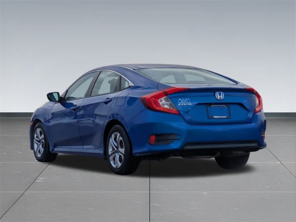 Thumbnail: 2016 Honda Civic - 4