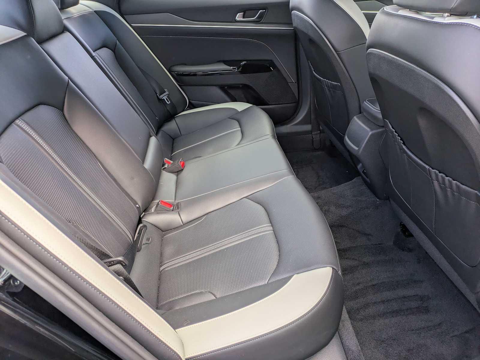 Thumbnail: 2025 Kia K5 - 19