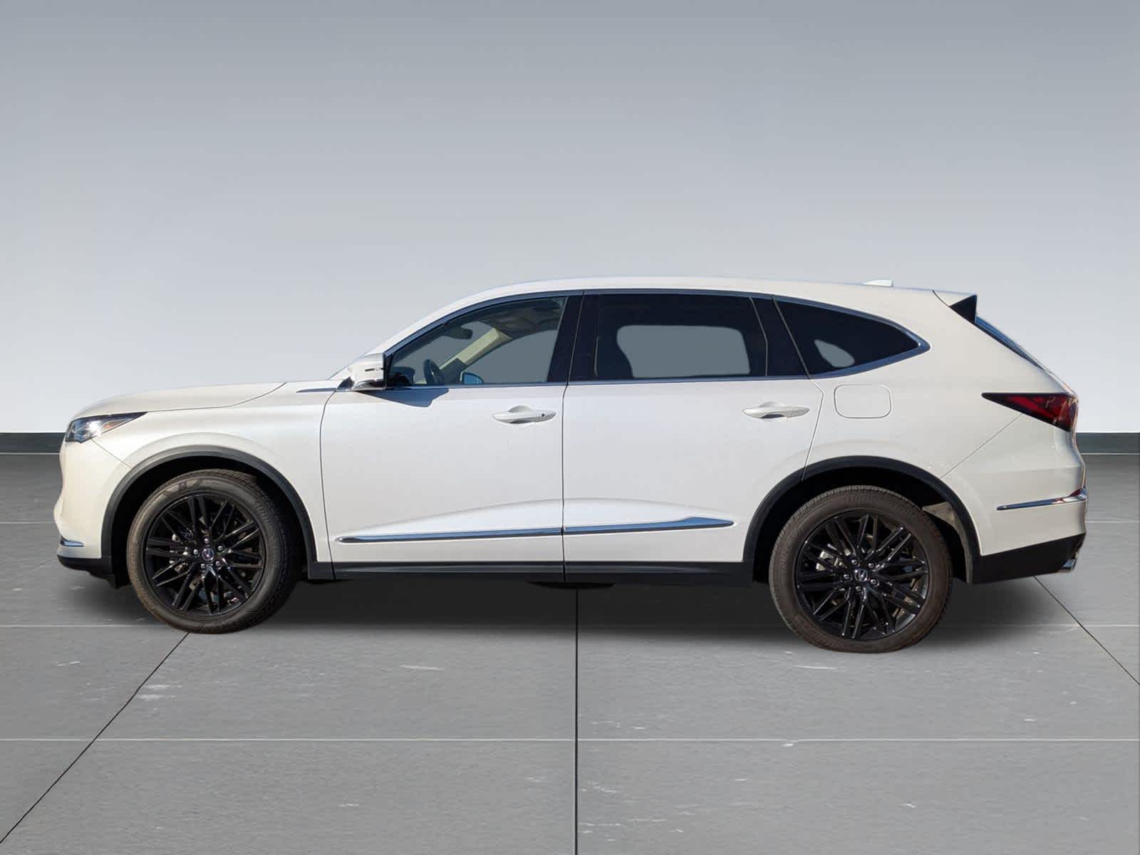 Thumbnail: 2023 Acura MDX - 3