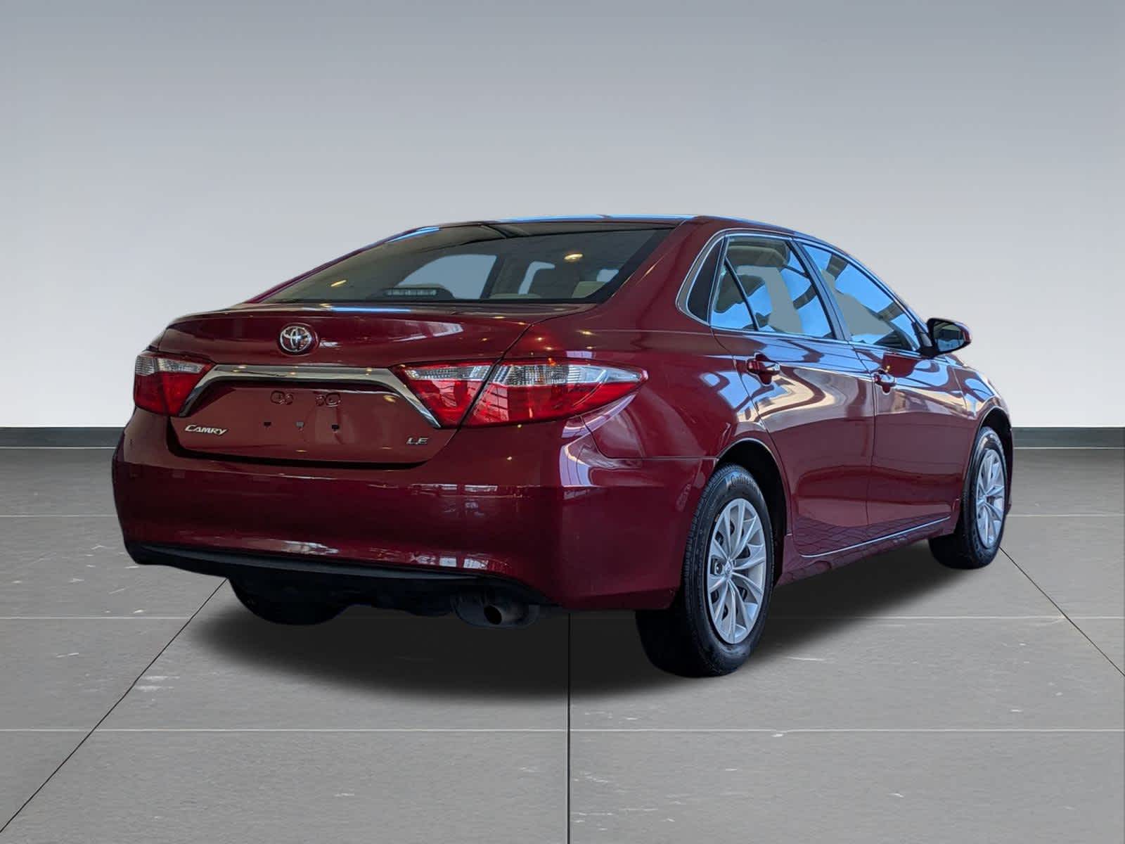 Thumbnail: 2015 Toyota Camry - 6