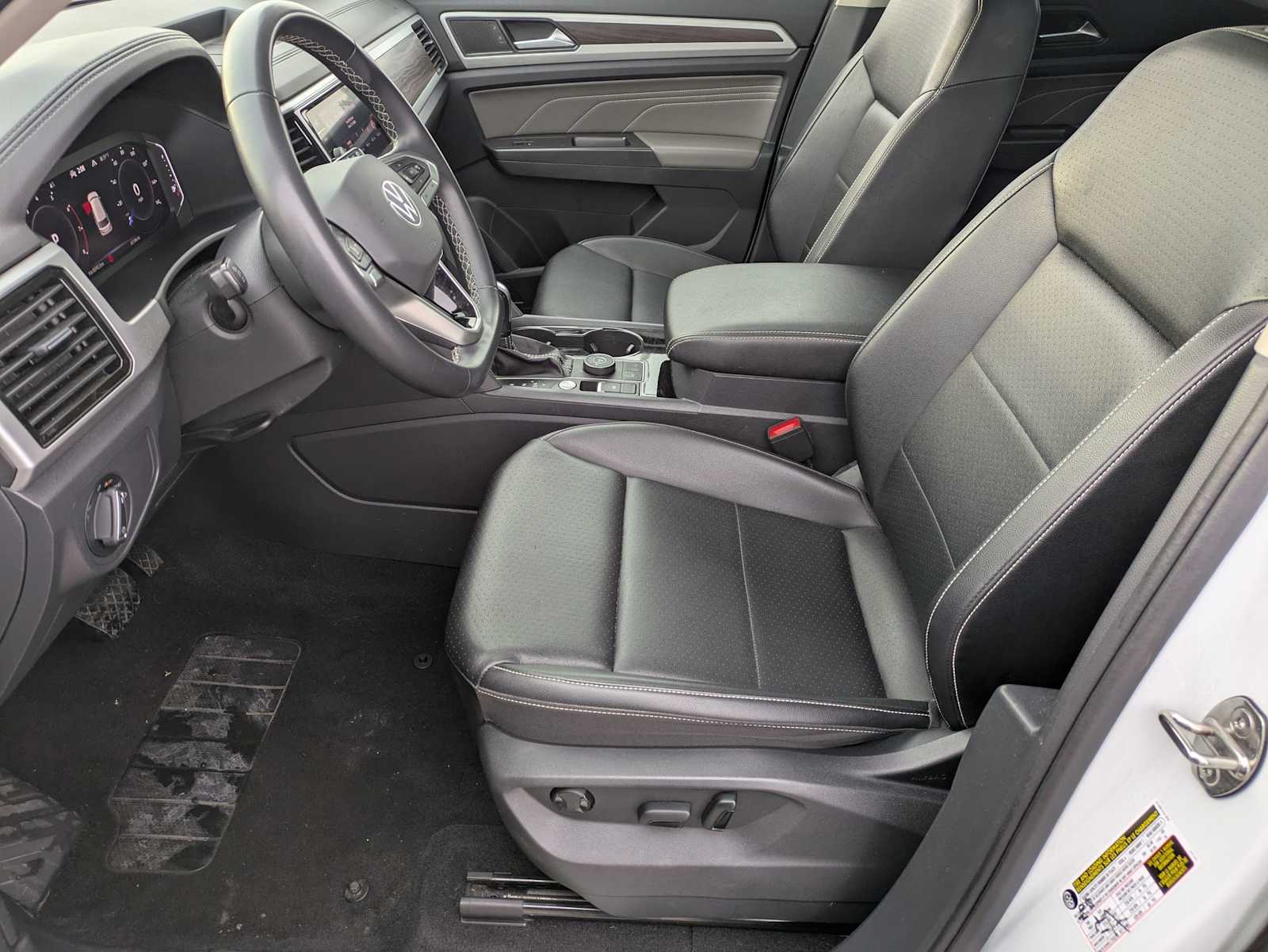 Thumbnail: 2022 Volkswagen Atlas - 15