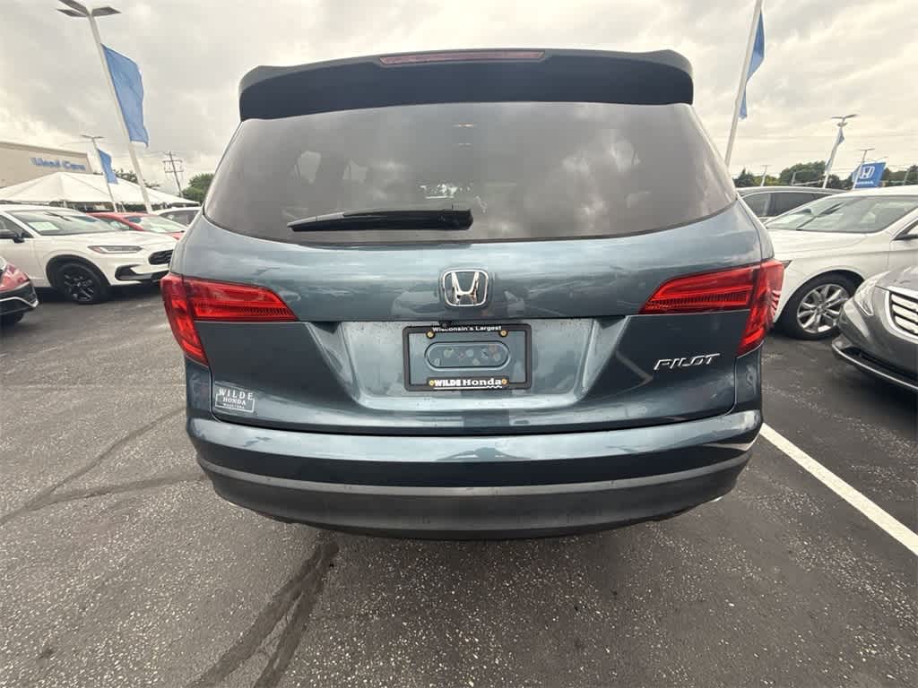Thumbnail: 2016 Honda Pilot - 12