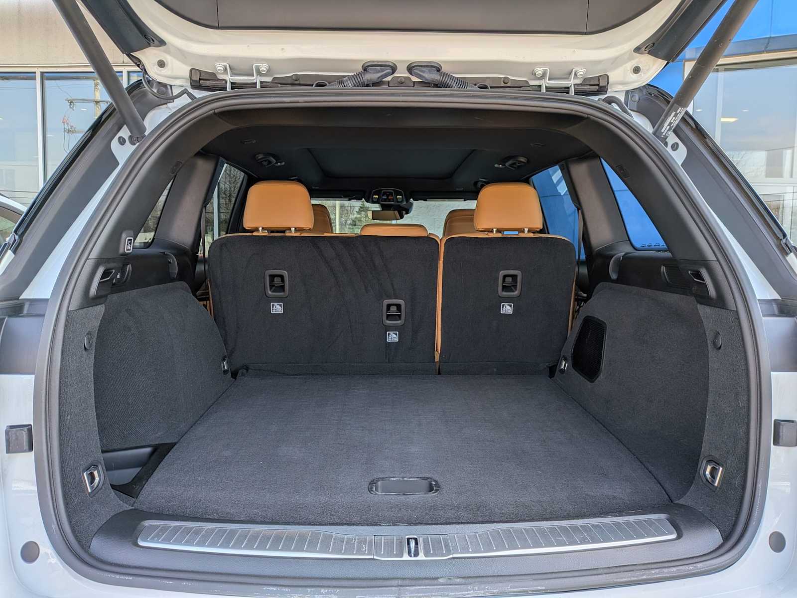 Thumbnail: 2025 Jeep Grand Cherokee - 33