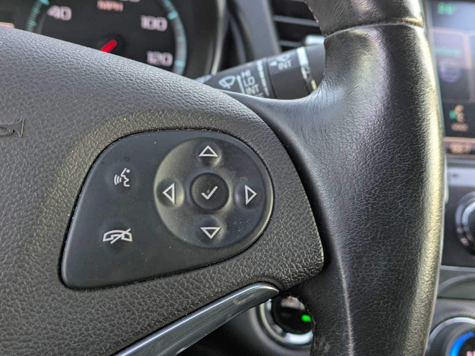 Thumbnail: 2015 Chevrolet Impala - 23