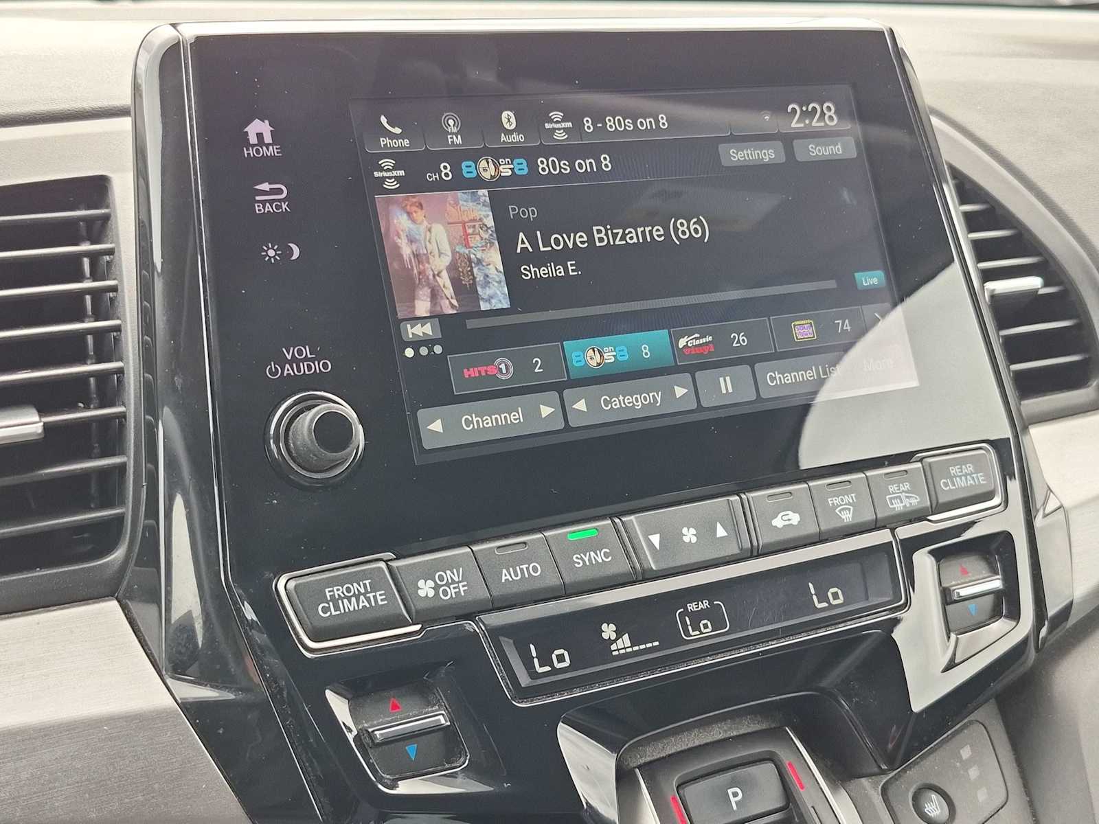 2024 Honda Odyssey EX-L - Photo 27