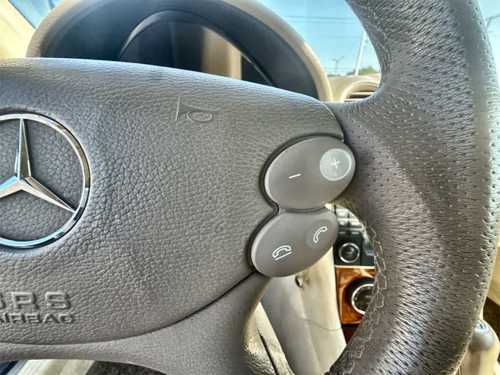 Thumbnail: 2008 Mercedes-Benz CLK - 23