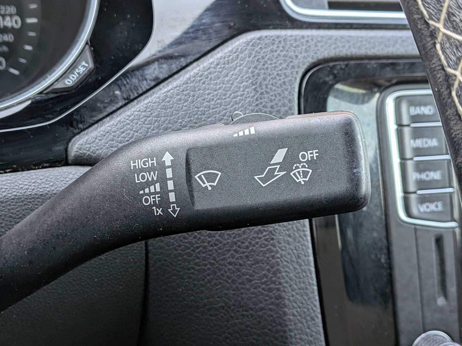 Thumbnail: 2017 Volkswagen Jetta - 23