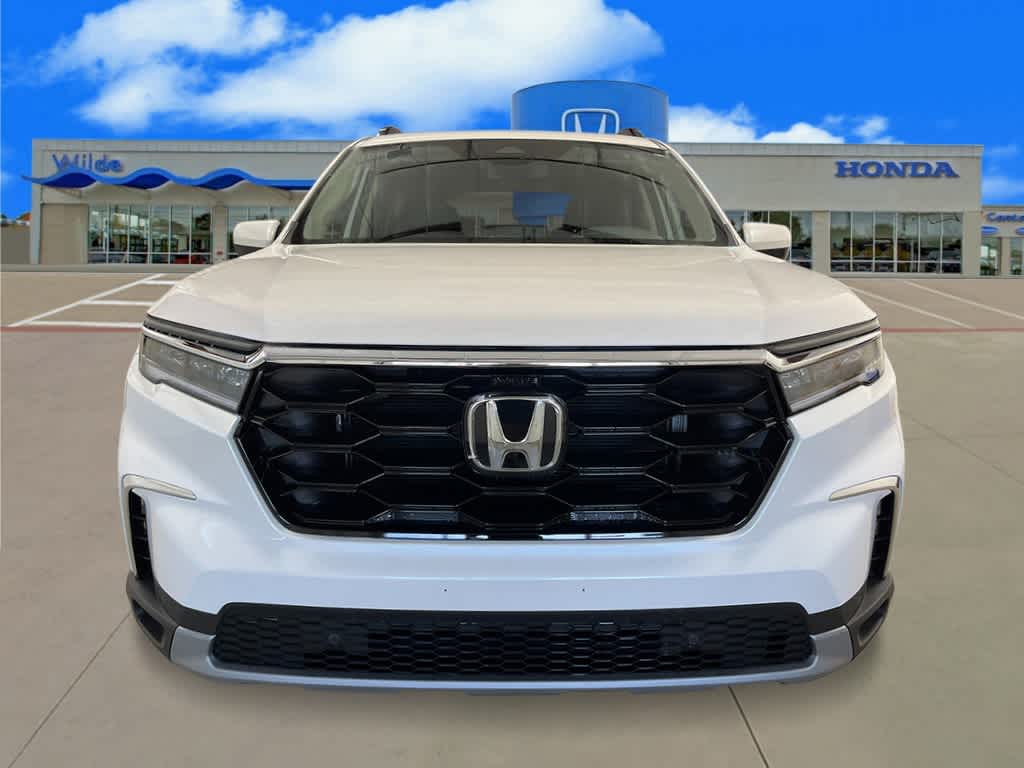 Thumbnail: 2025 Honda Pilot - 10