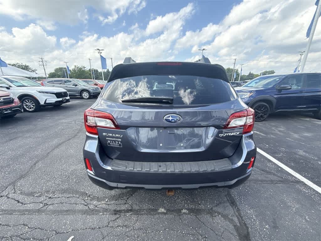 Thumbnail: 2015 Subaru Outback - 12