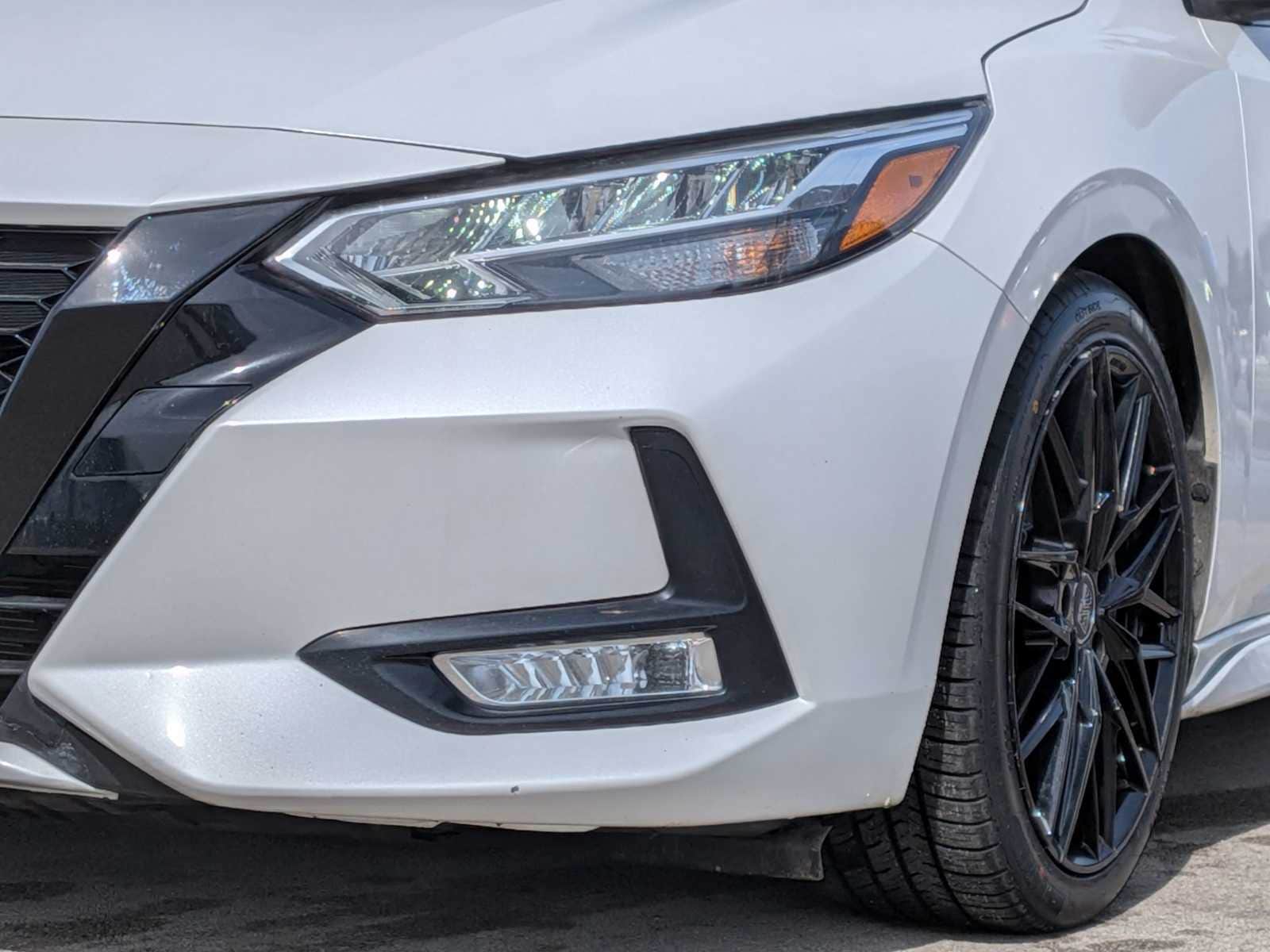 Thumbnail: 2020 Nissan Sentra - 9