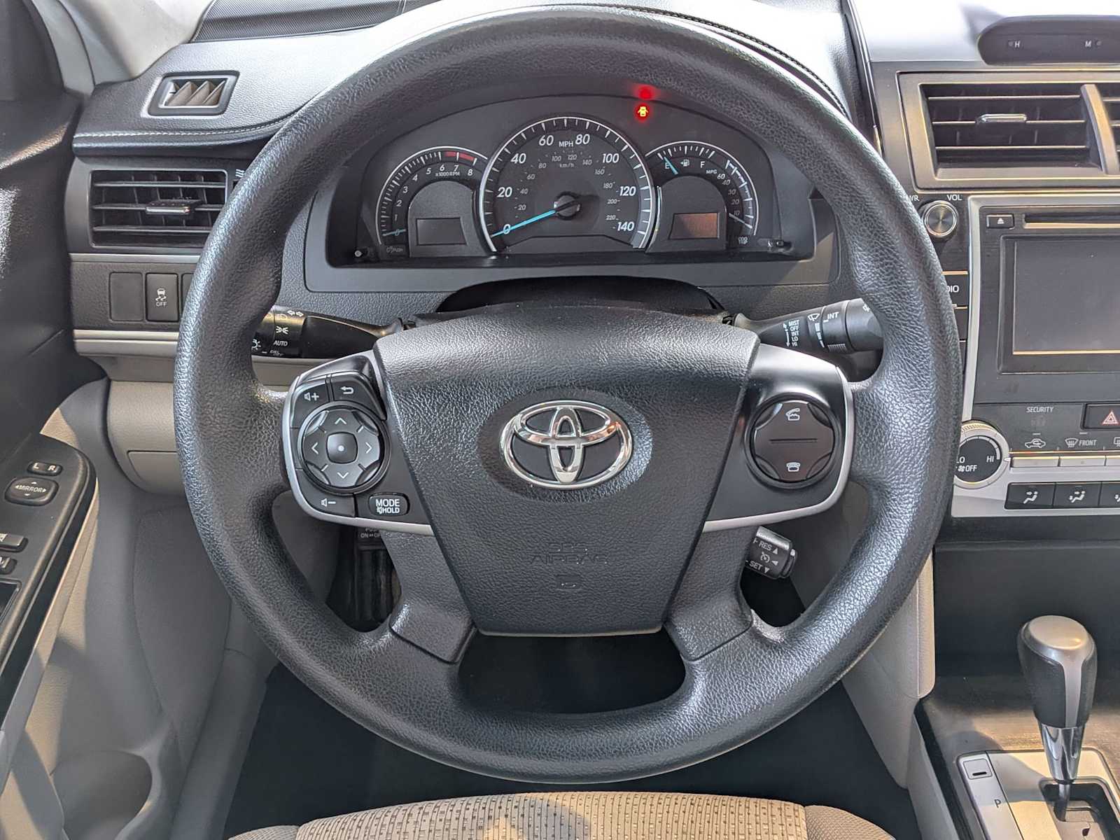 Thumbnail: 2013 Toyota Camry - 21