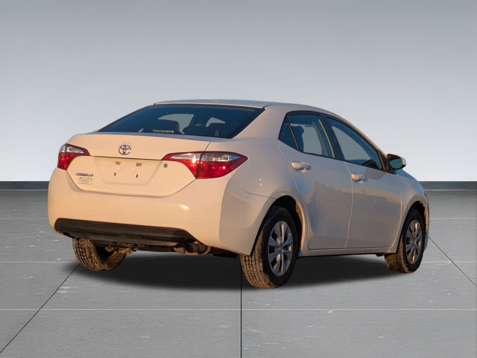 Thumbnail: 2016 Toyota Corolla - 6