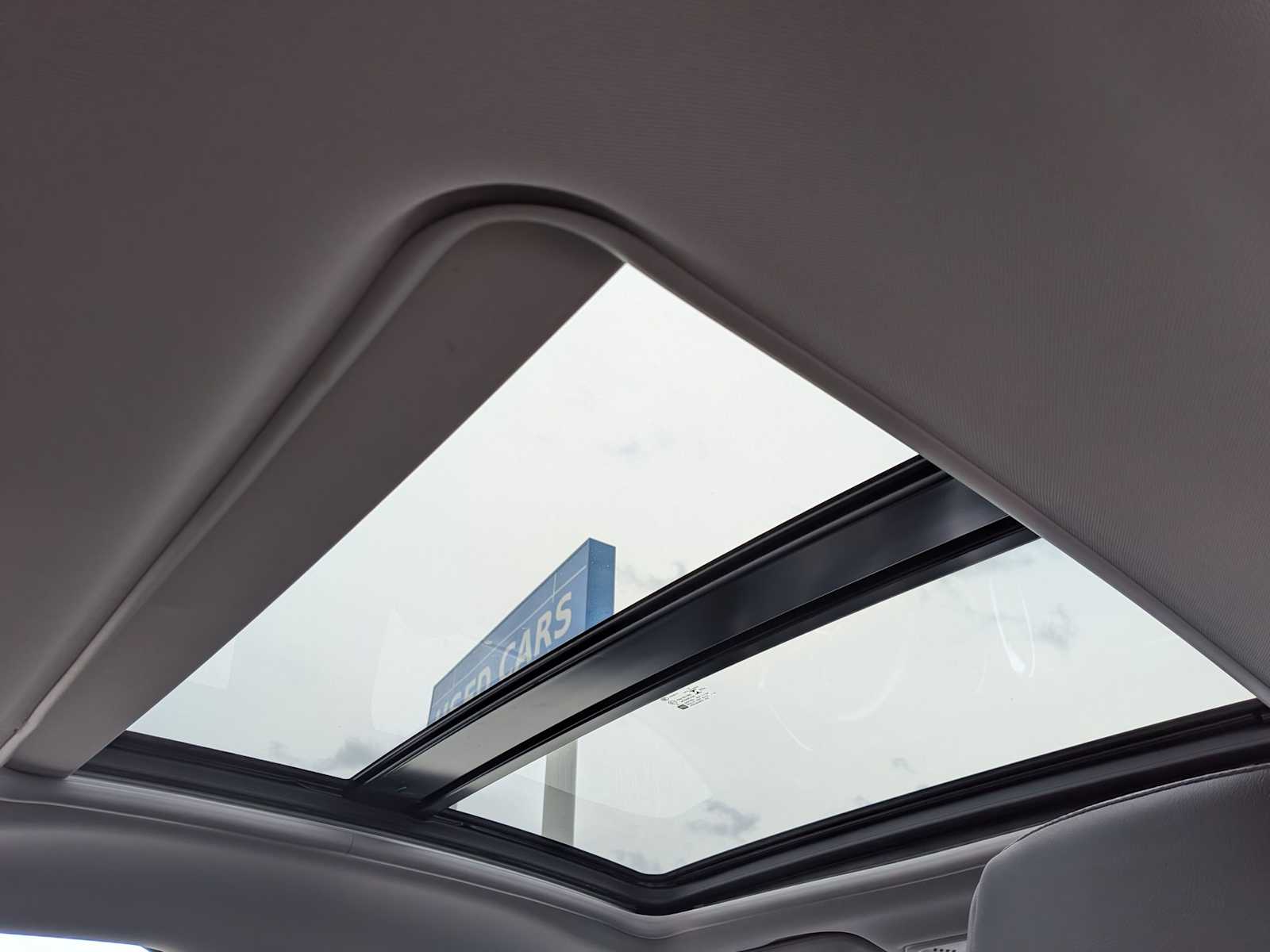 Thumbnail: 2020 Chevrolet Malibu - 22