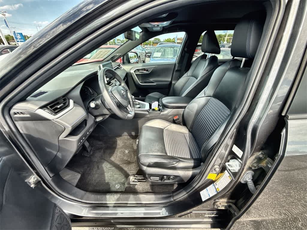 Thumbnail: 2021 Toyota RAV4 - 2
