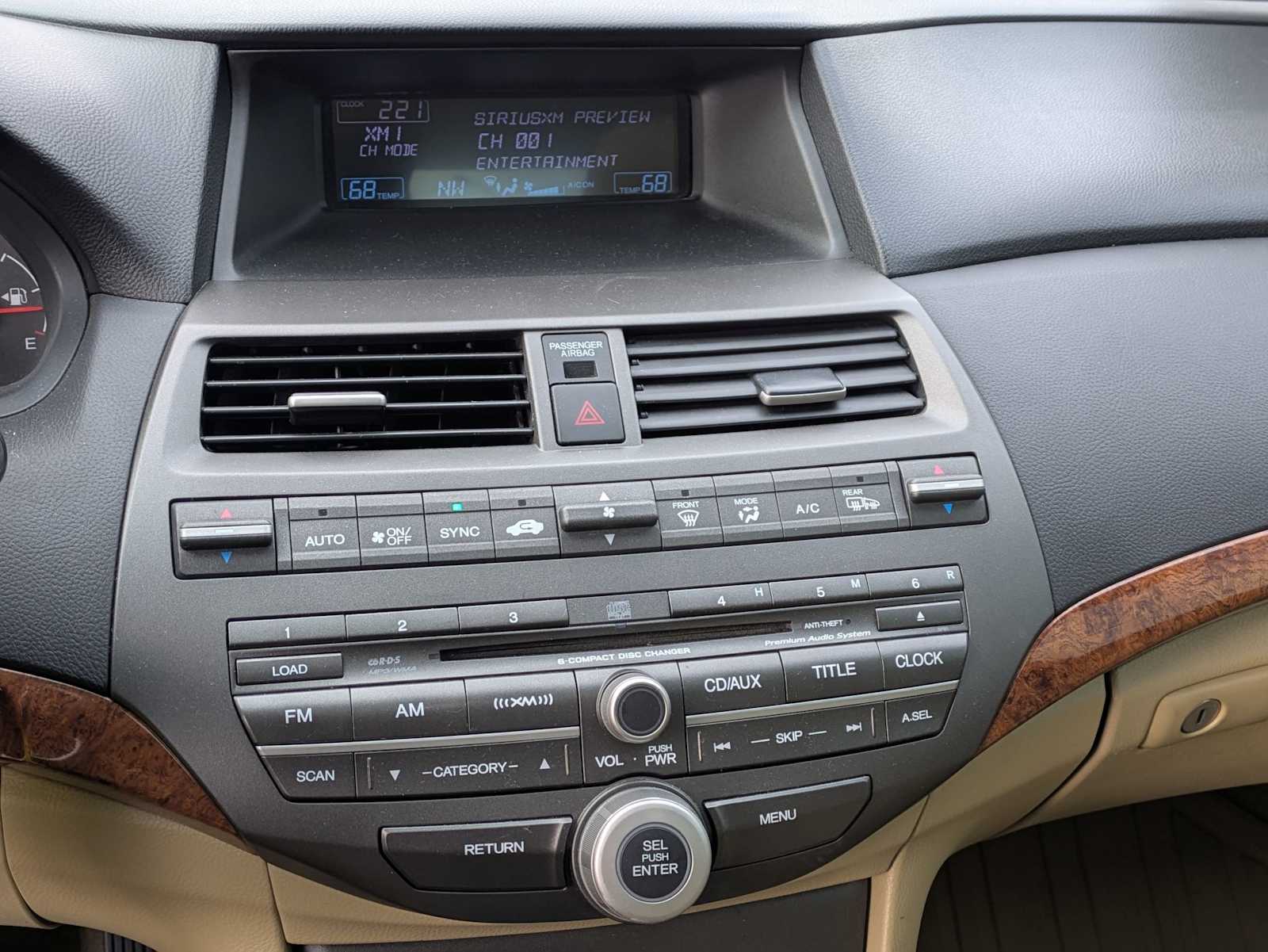 Thumbnail: 2012 Honda Accord - 27