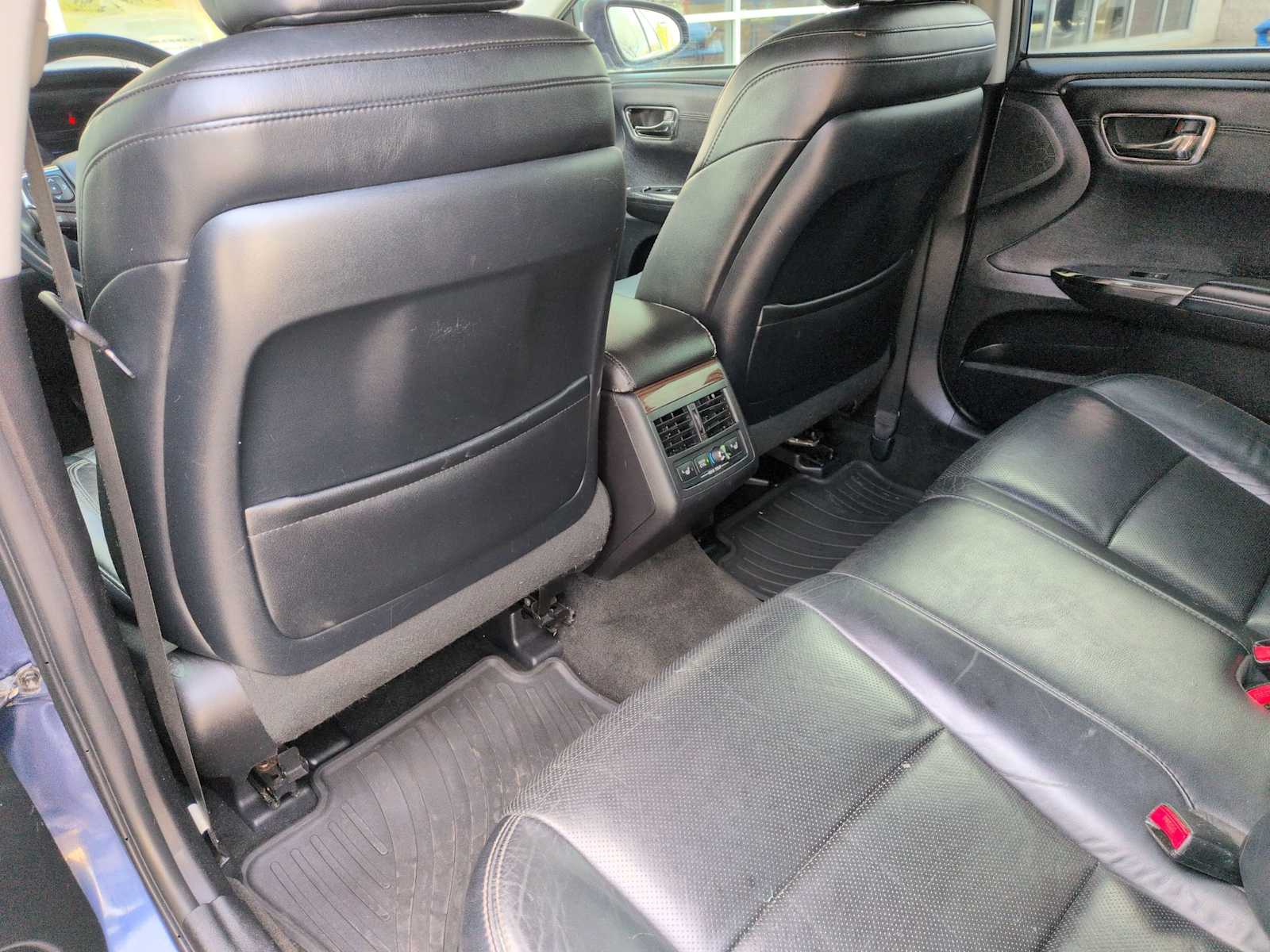 Thumbnail: 2014 Toyota Avalon - 18