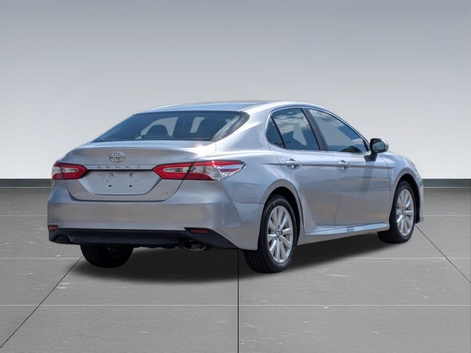 Thumbnail: 2018 Toyota Camry - 5