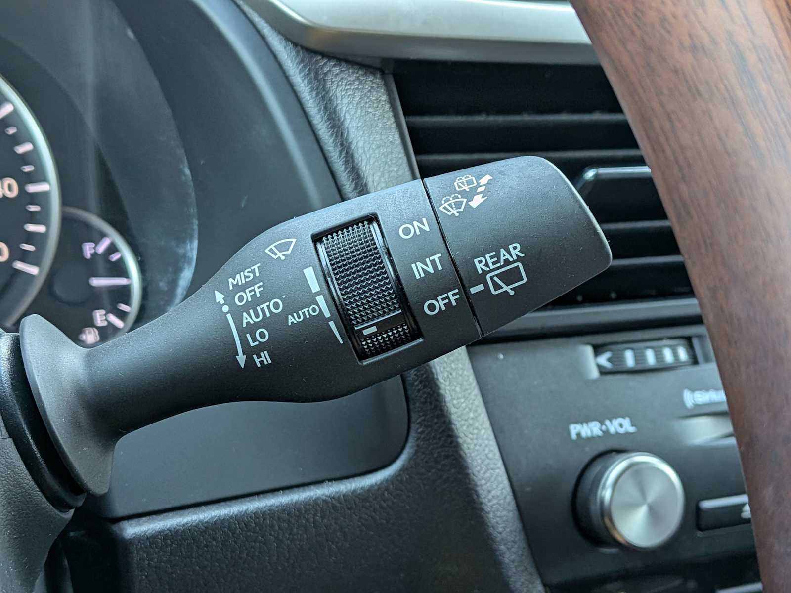 Thumbnail: 2021 Lexus RX - 26