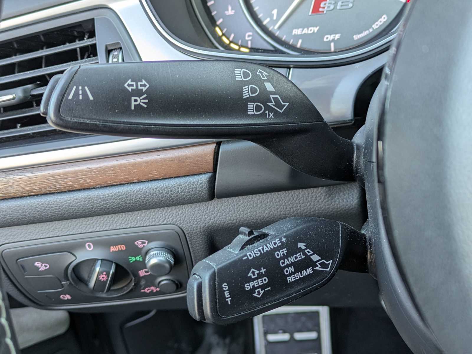 Thumbnail: 2016 Audi S6 - 26