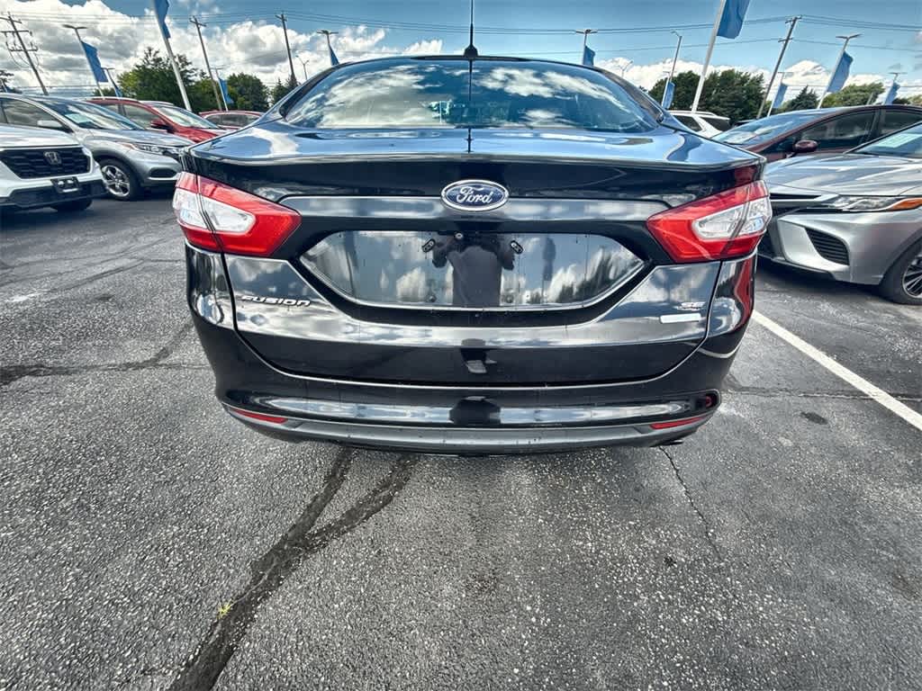 Thumbnail: 2015 Ford Fusion - 11