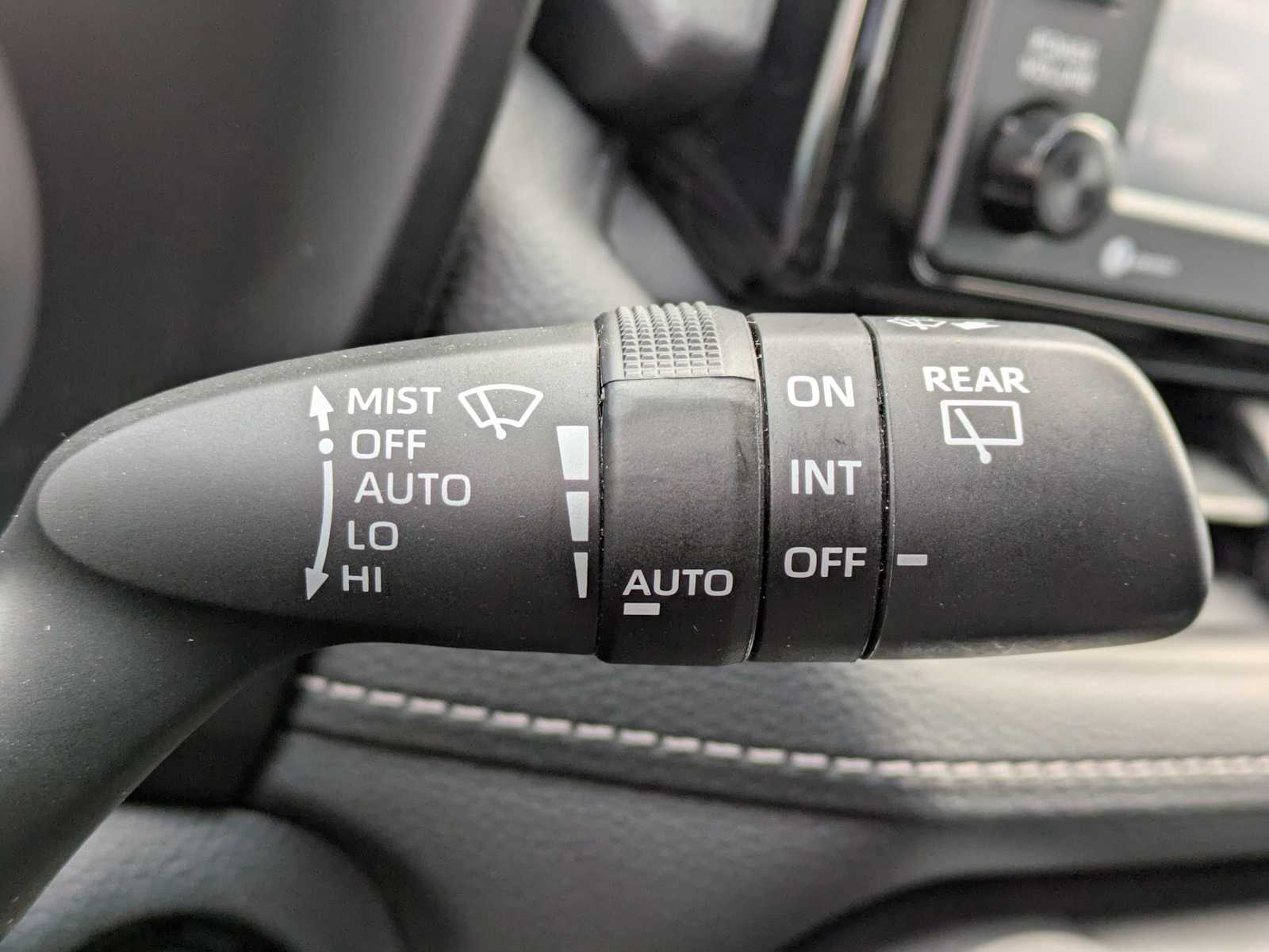 Thumbnail: 2020 Toyota RAV4 - 26