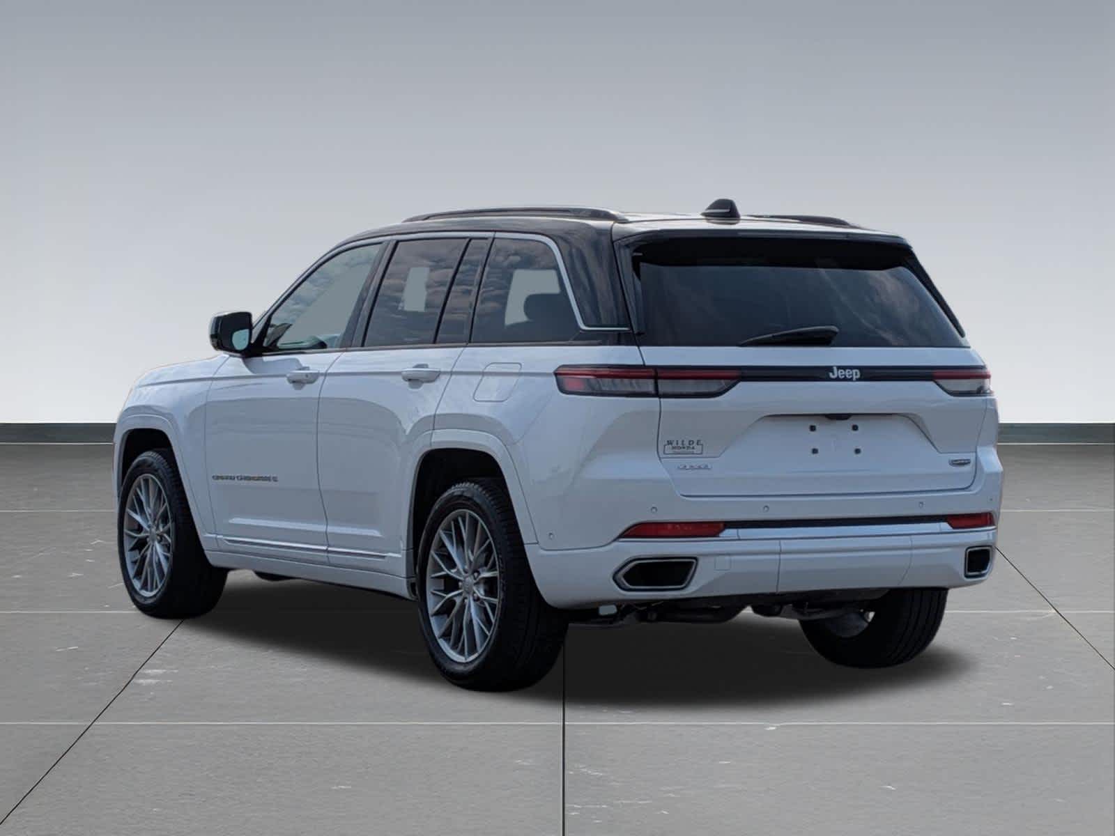 Thumbnail: 2025 Jeep Grand Cherokee - 3