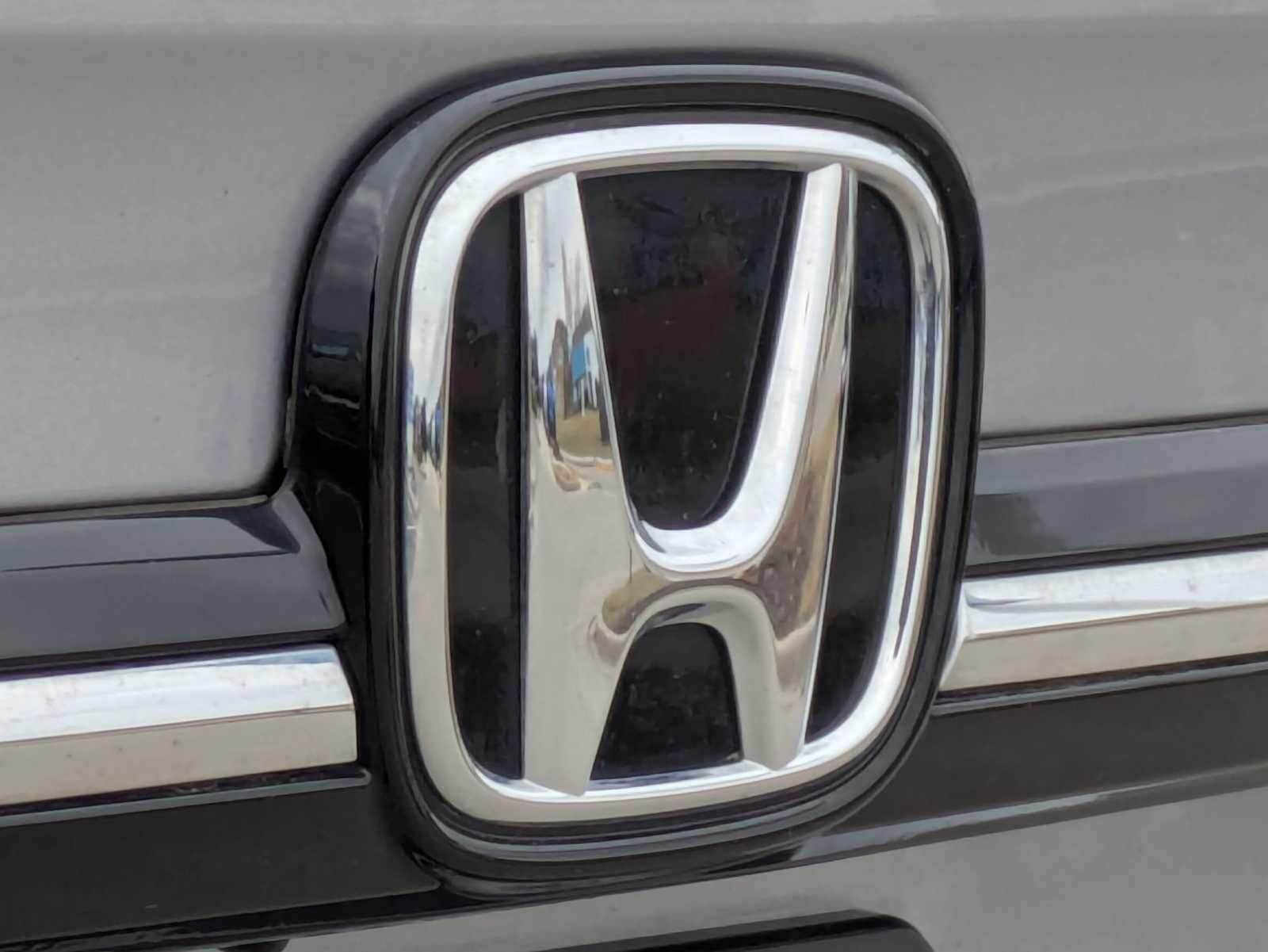 Thumbnail: 2023 Honda Odyssey - 11