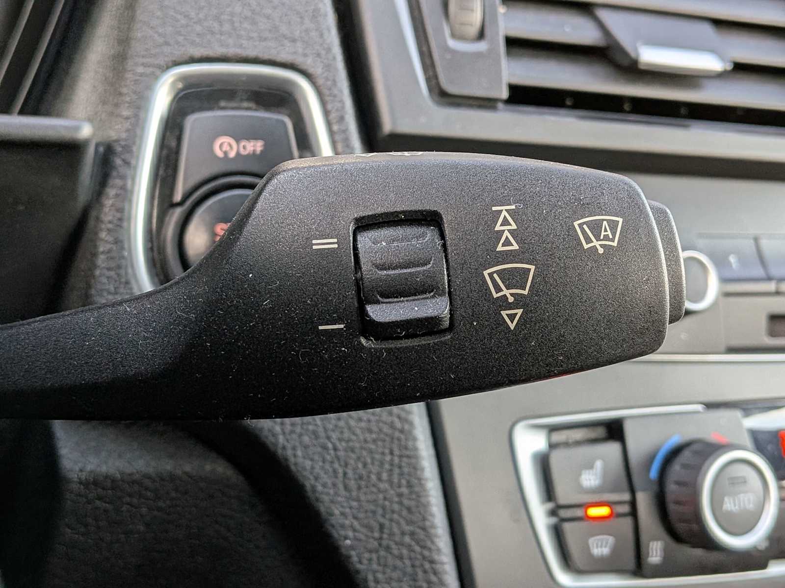 Thumbnail: 2015 BMW 2 Series - 25