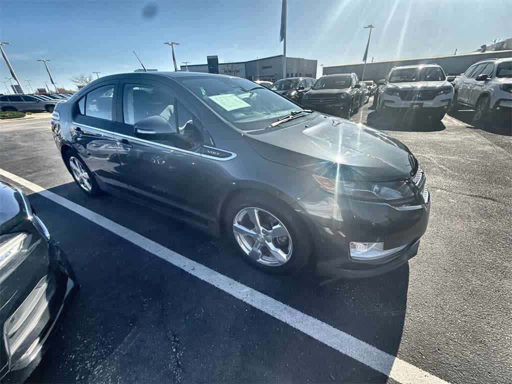 Thumbnail: 2013 Chevrolet Volt - 8