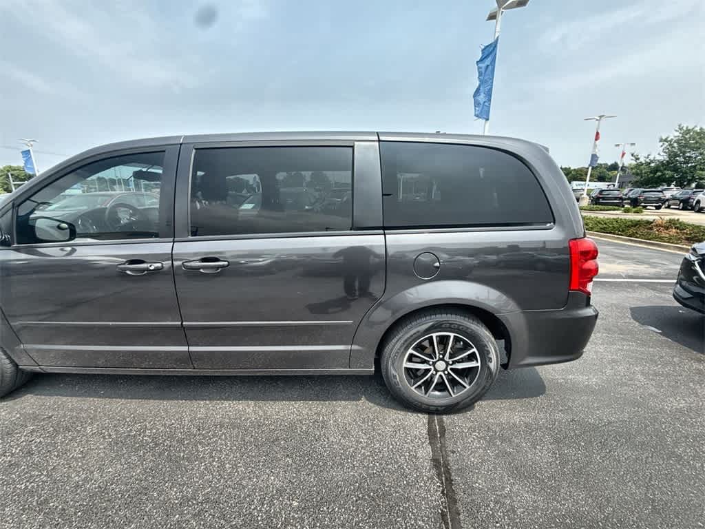 2017 Dodge Grand Caravan SE 4