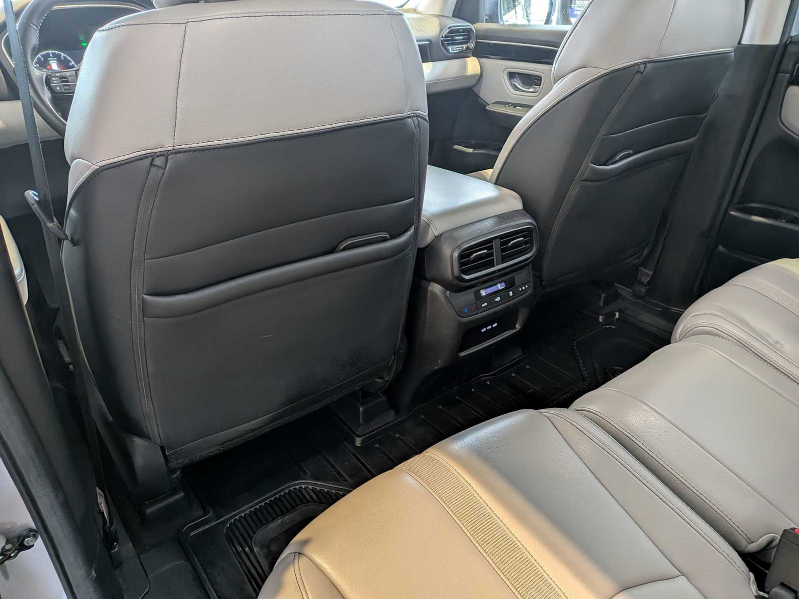 Thumbnail: 2024 Honda Pilot - 14