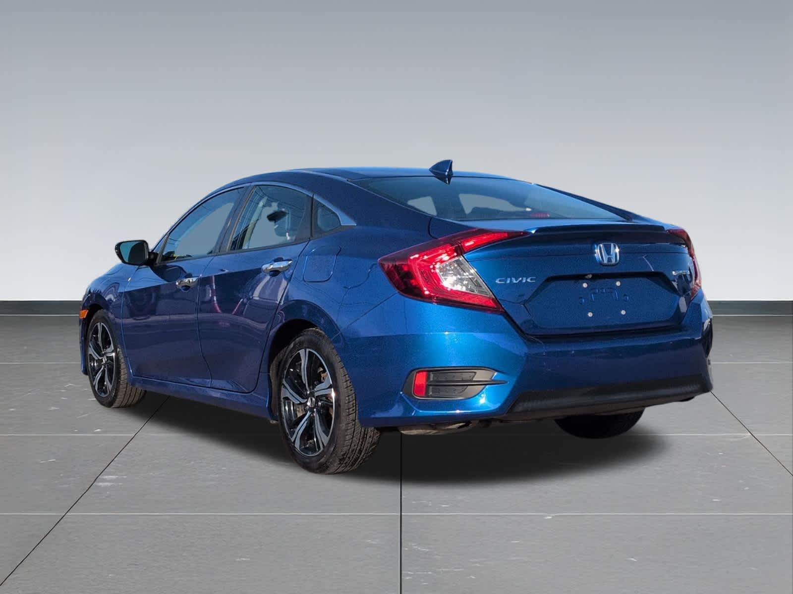 Thumbnail: 2017 Honda Civic - 4