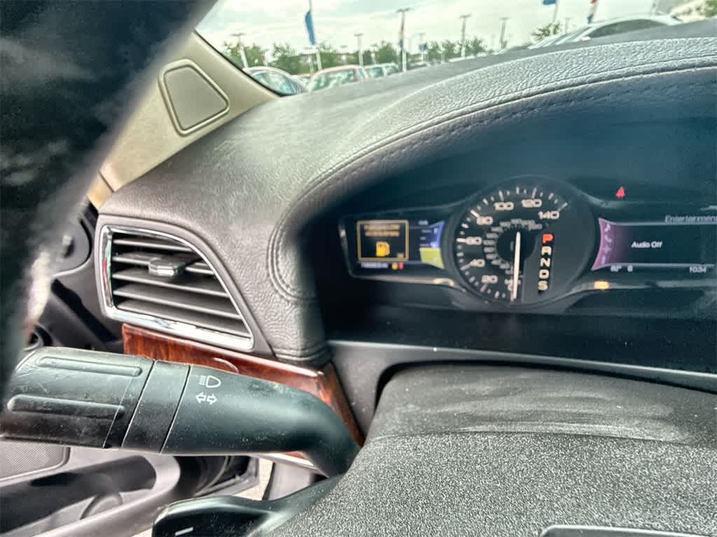 Thumbnail: 2013 Lincoln MKX - 26