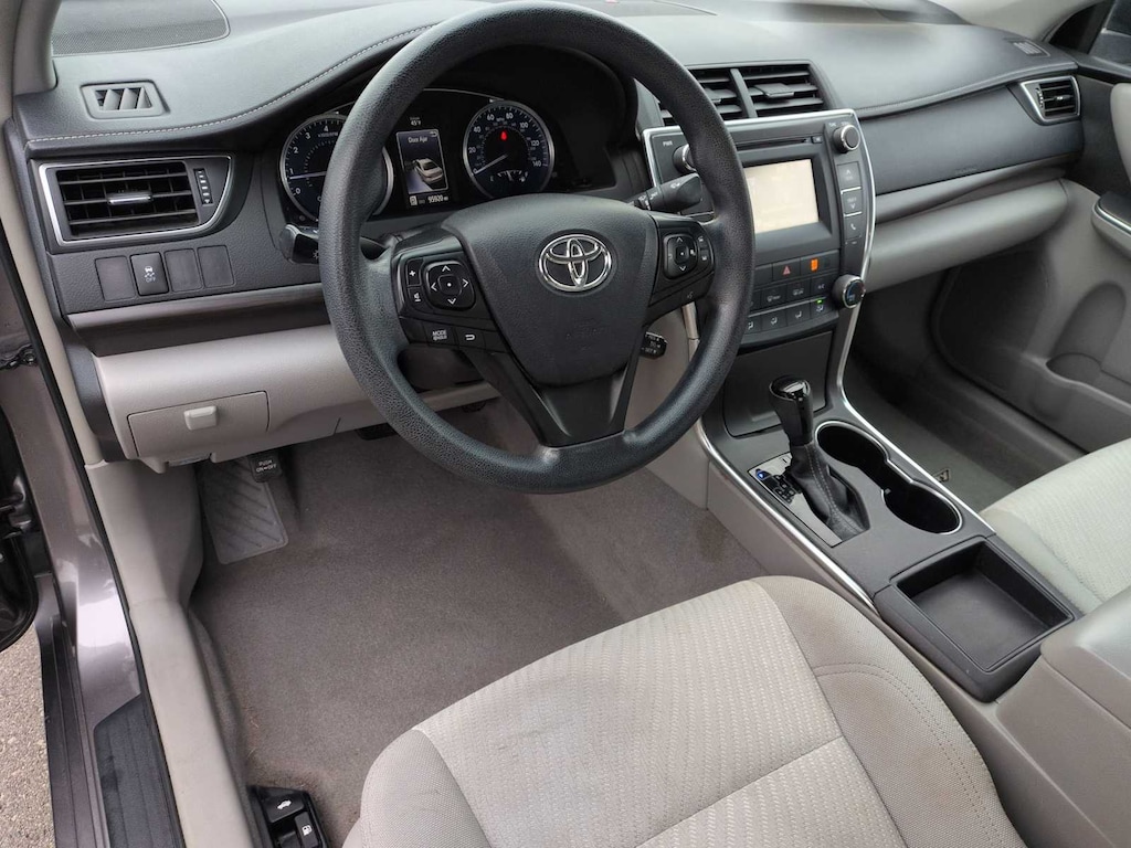 Used 2016 Toyota Camry LE Sedan