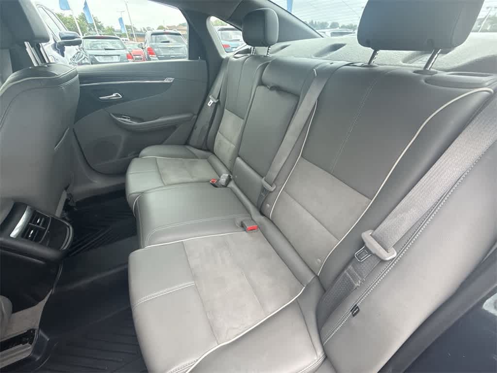 Thumbnail: 2014 Chevrolet Impala - 19
