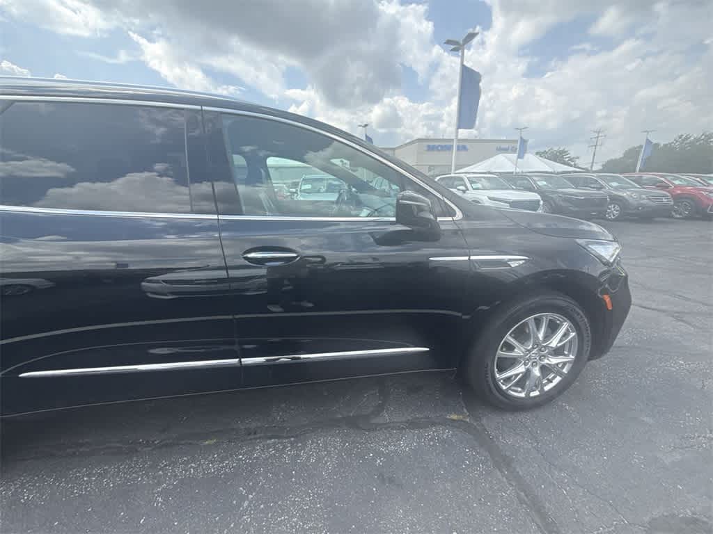 Thumbnail: 2023 Buick Enclave - 8