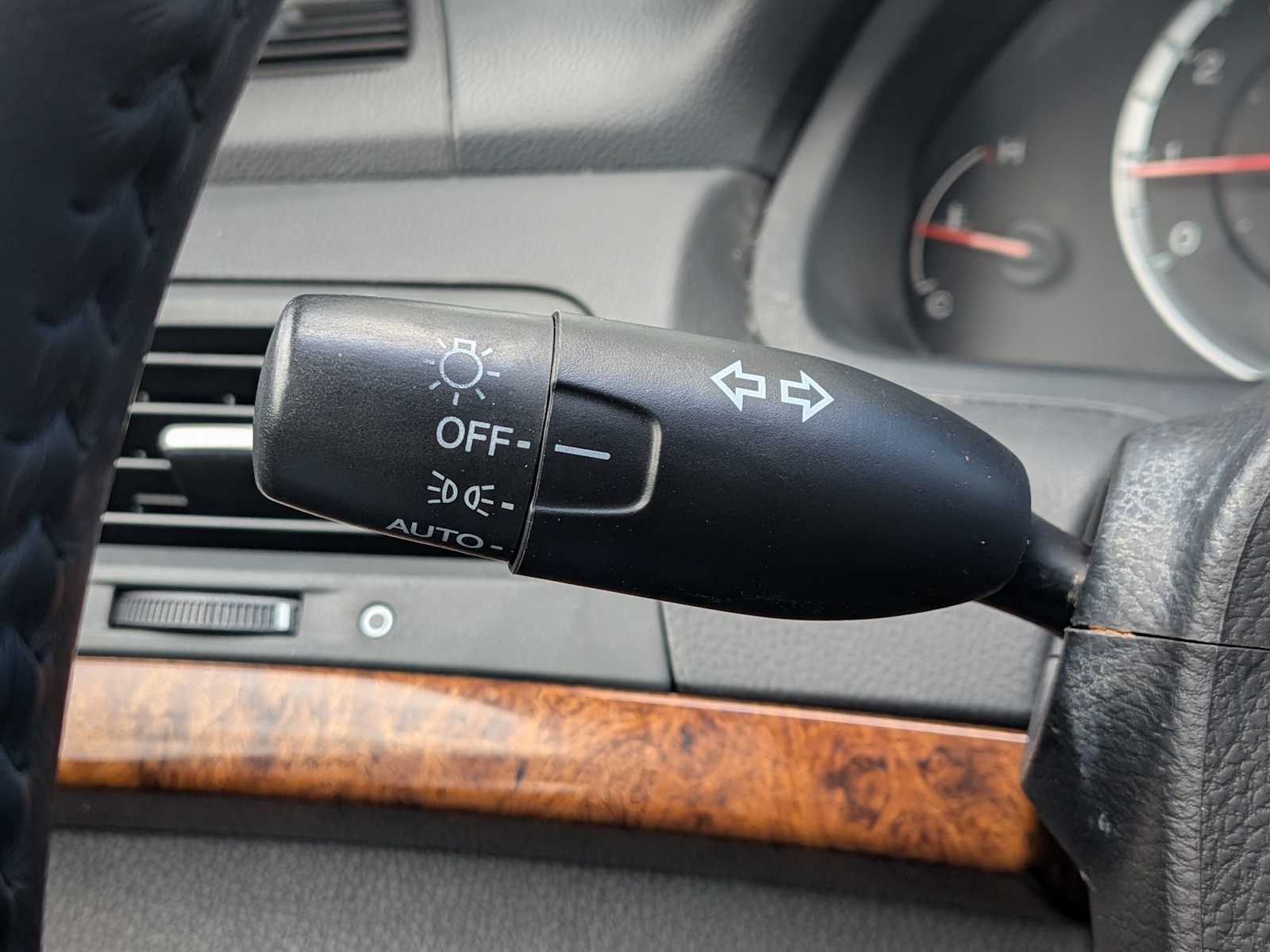 Thumbnail: 2012 Honda Accord - 25