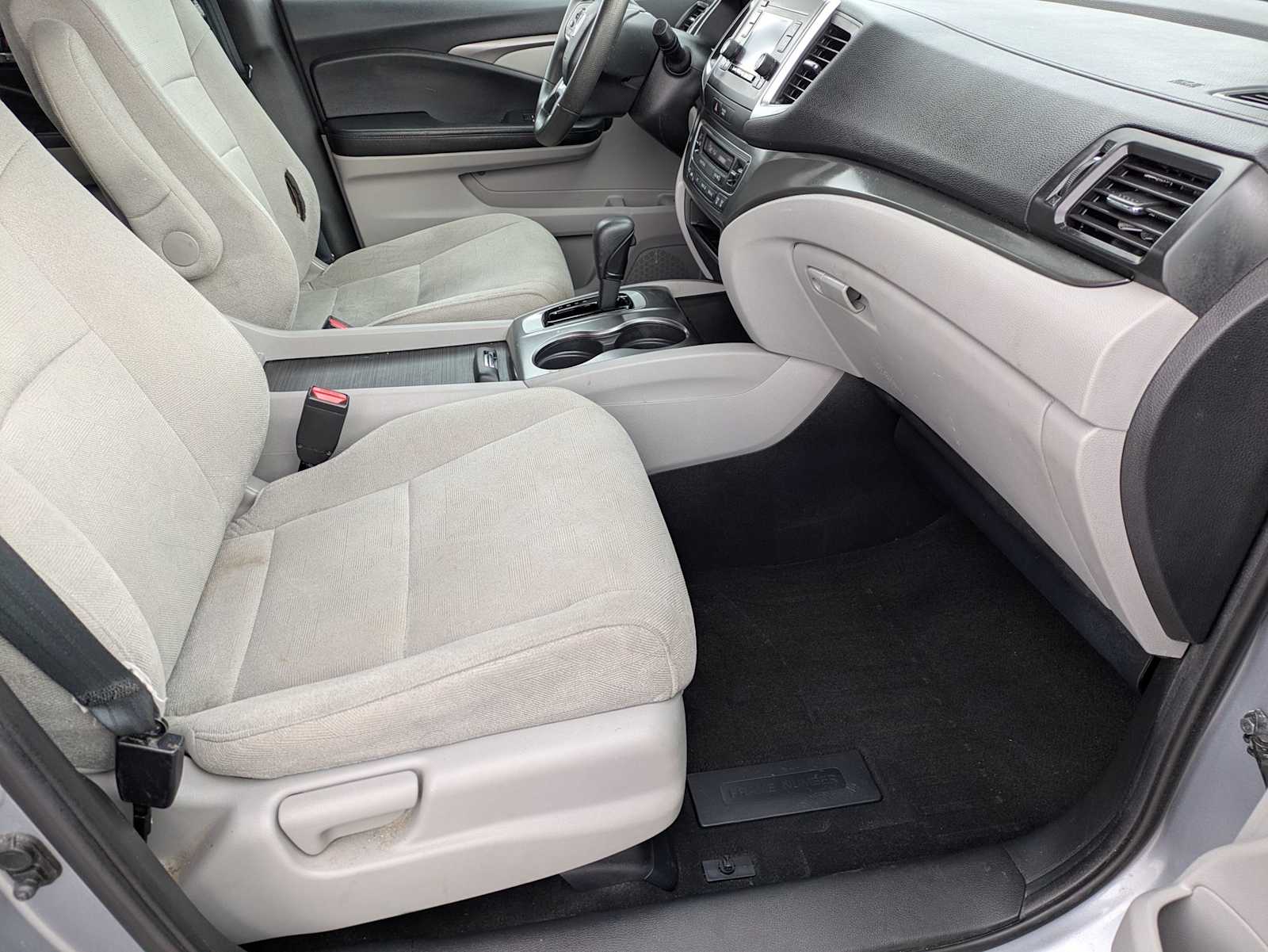 Thumbnail: 2020 Honda Pilot - 19