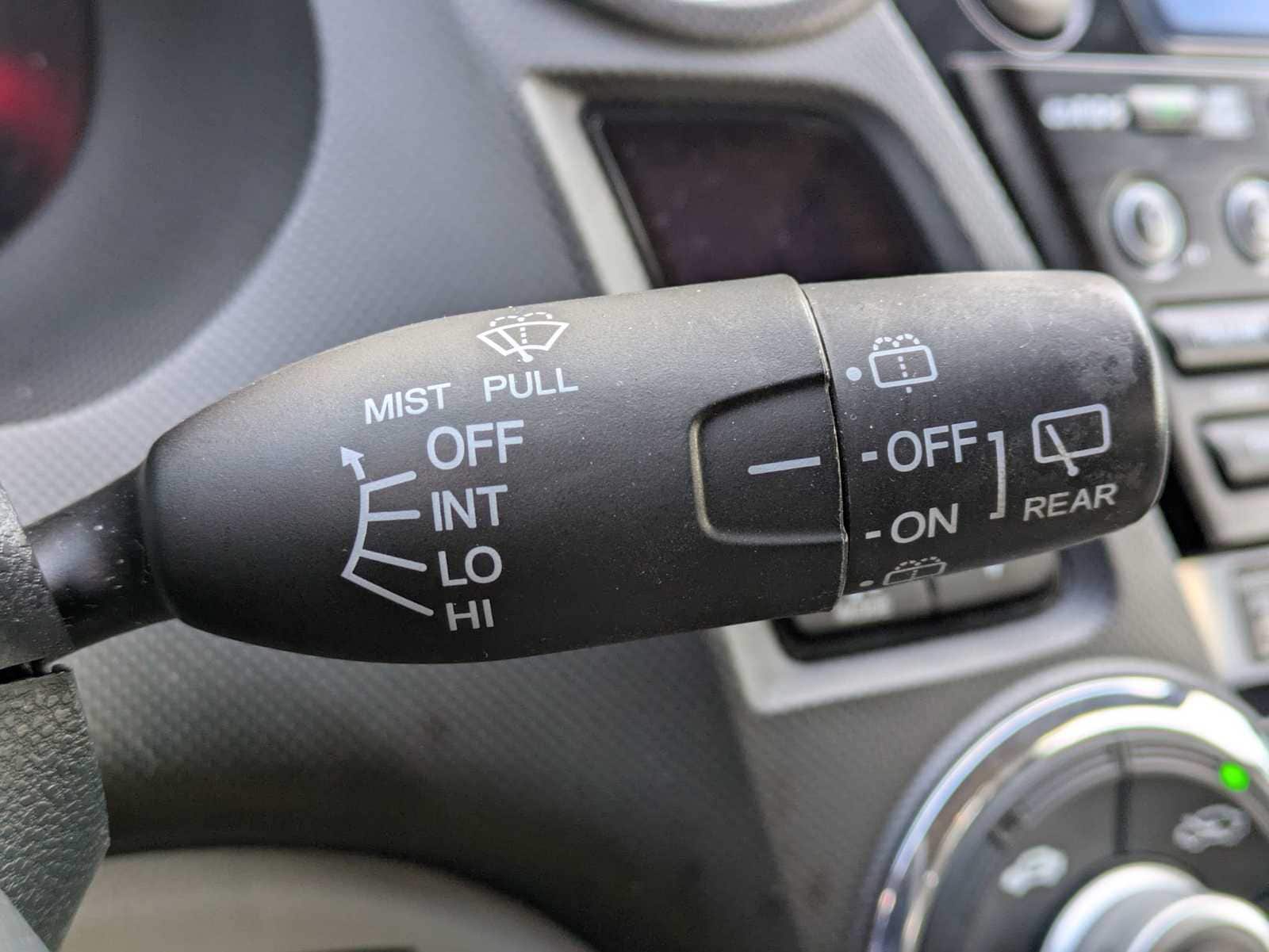 Thumbnail: 2013 Honda Insight - 23