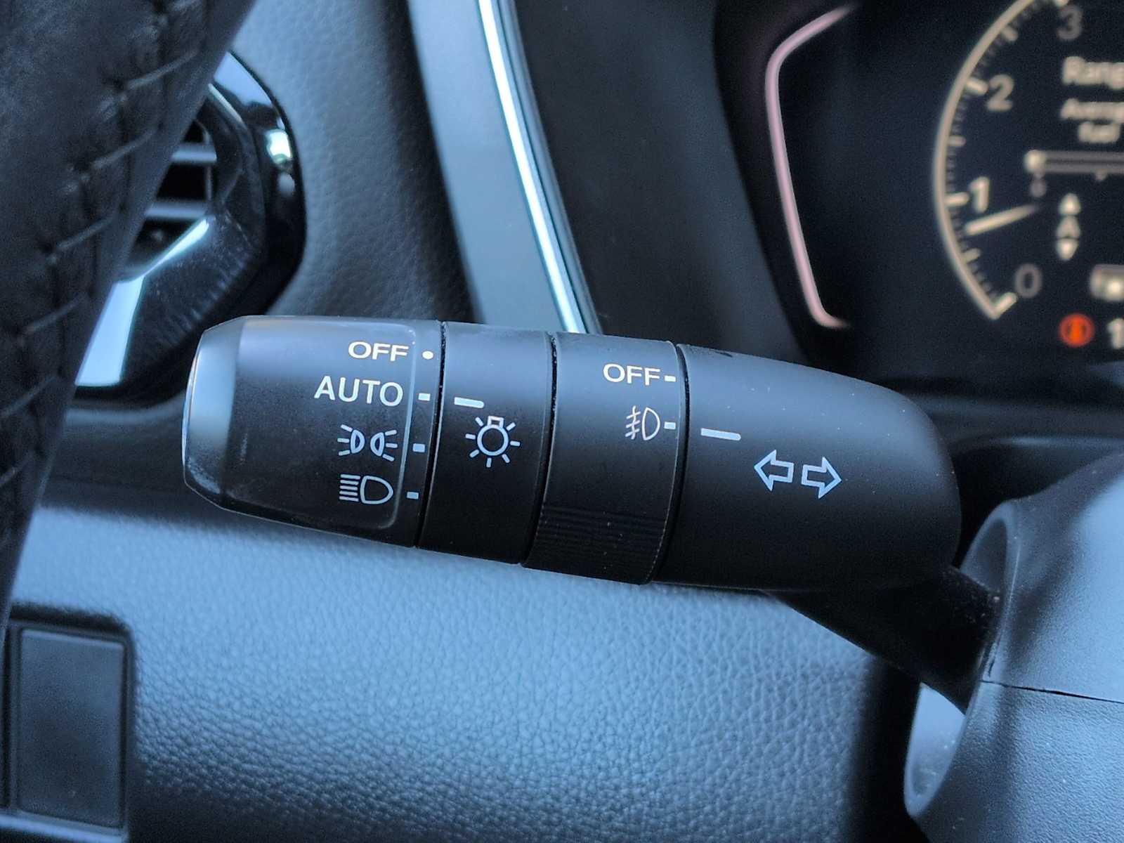 Thumbnail: 2023 Honda Pilot - 26