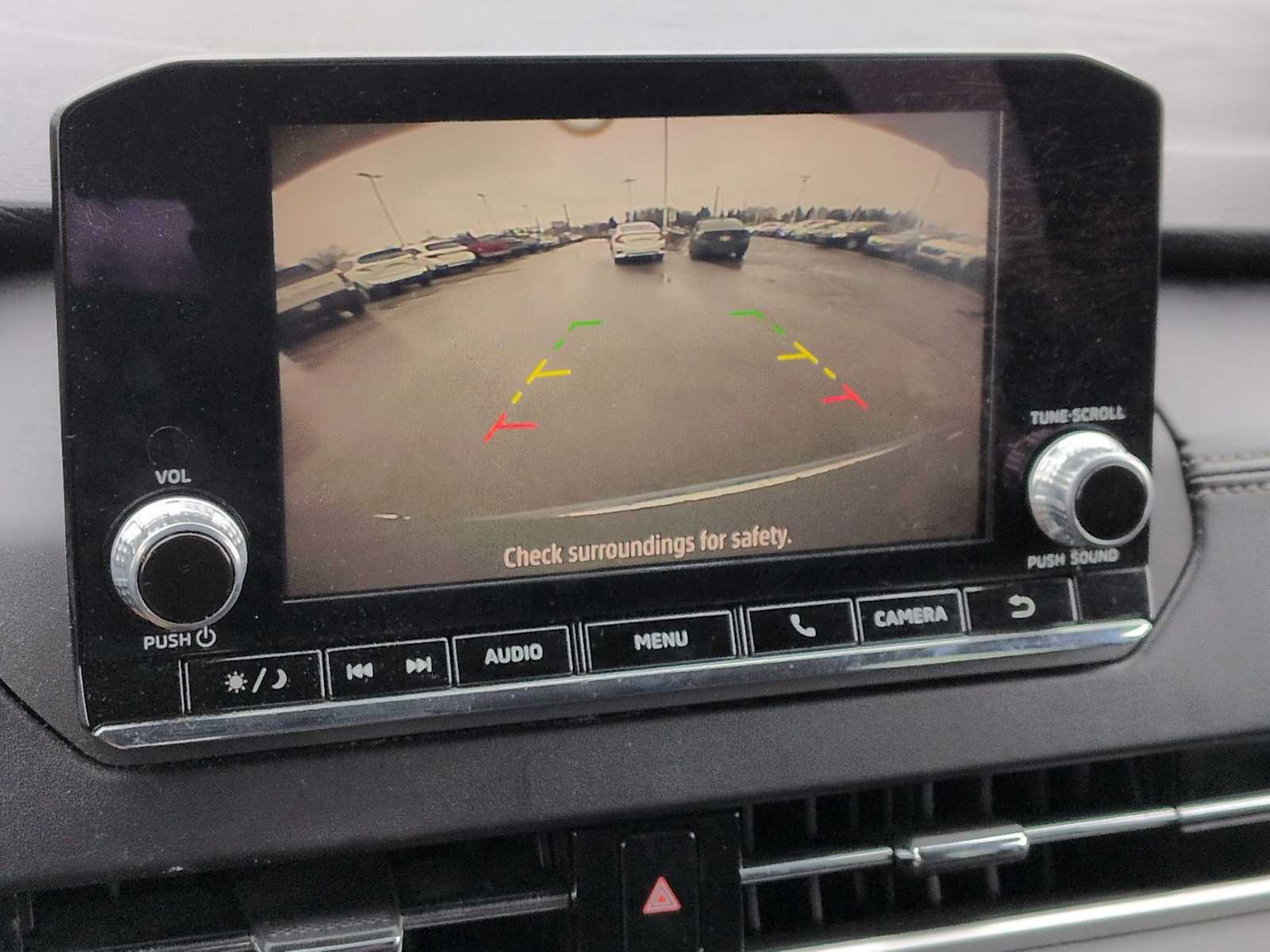 Thumbnail: 2022 Mitsubishi Outlander - 27