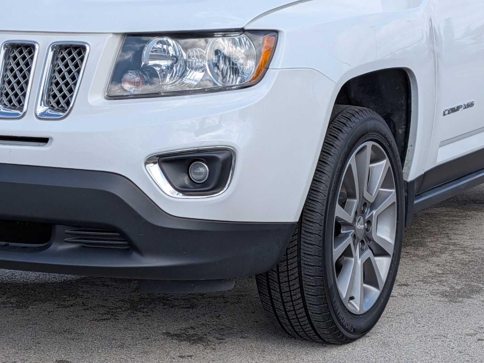 Thumbnail: 2017 Jeep Compass - 10