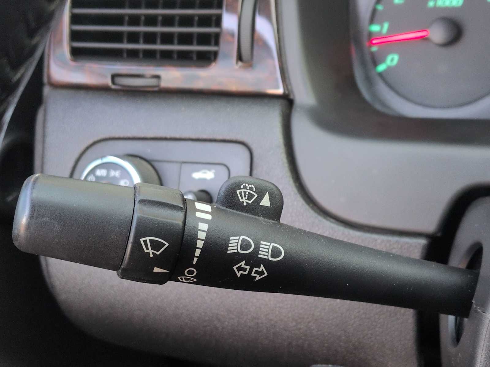 Thumbnail: 2014 Chevrolet Impala - 24