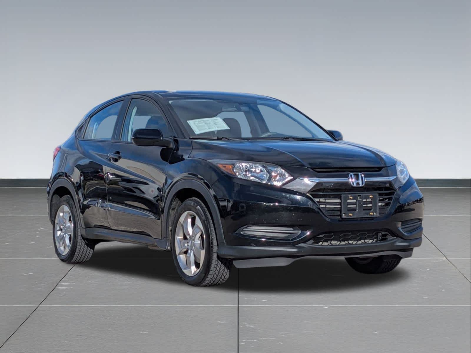 Thumbnail: 2017 Honda HR-V - 8