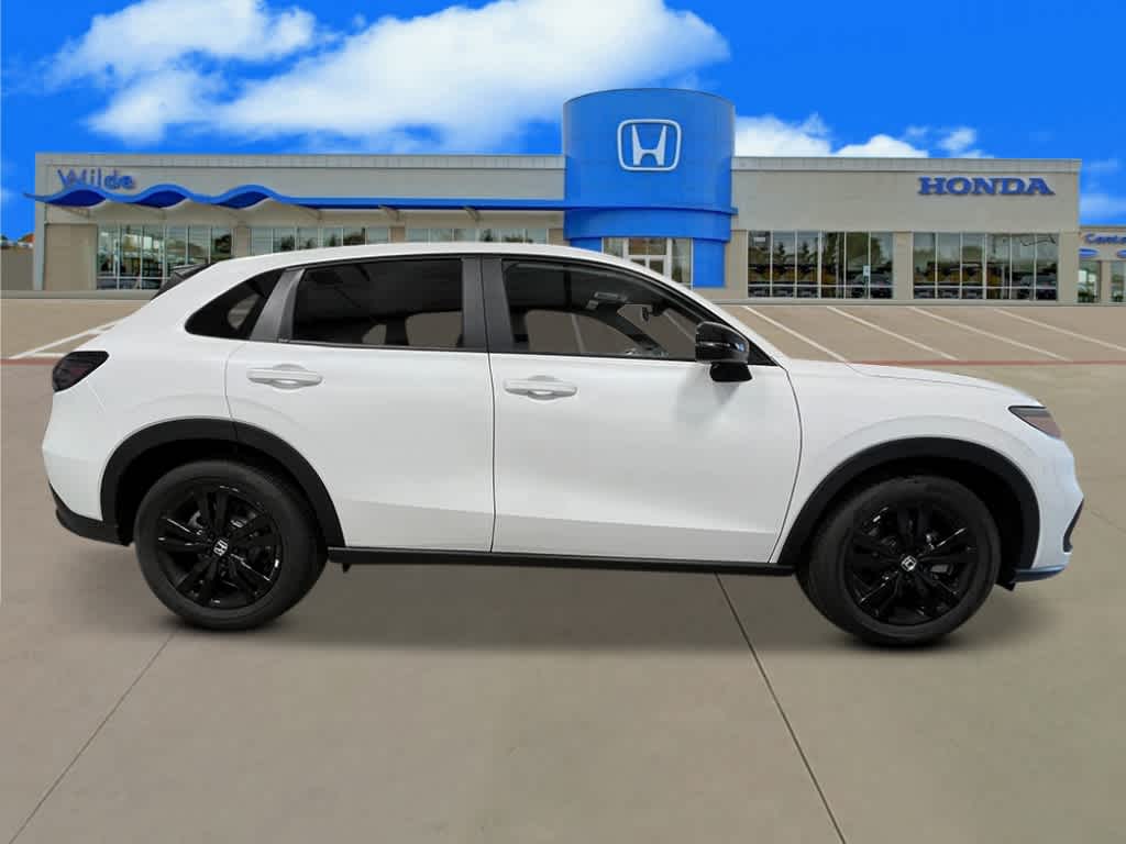 Thumbnail: 2026 Honda HR-V - 8